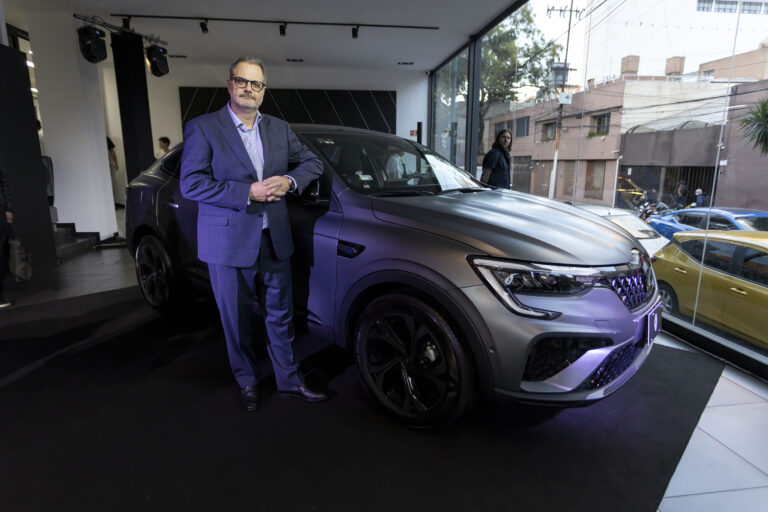 Tech En Meter Renault Arkana Hybrid E-Tech llega a México – Carnews